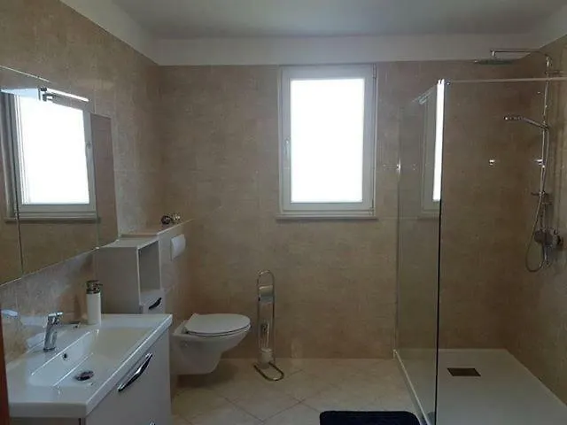 Torac Apartamento *