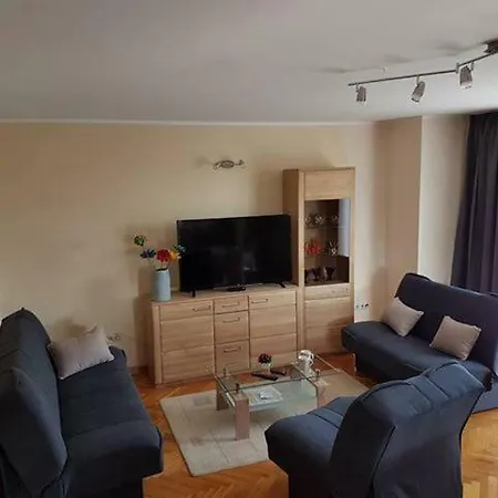Apartament Torac *